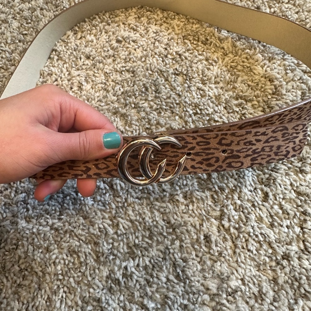 Women’s belt